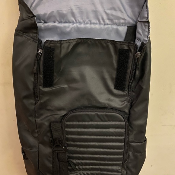 Under Armour Backpack with Laptop Sleeve - Picture 3 of 7